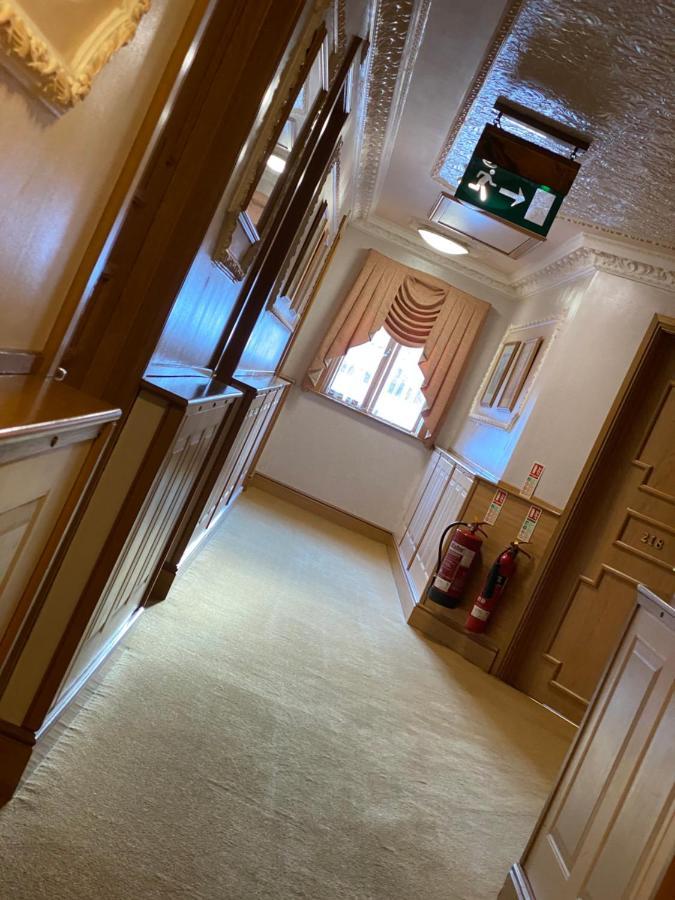 Bessemer Hotel Merthyr Tydfil Eksteriør bilde